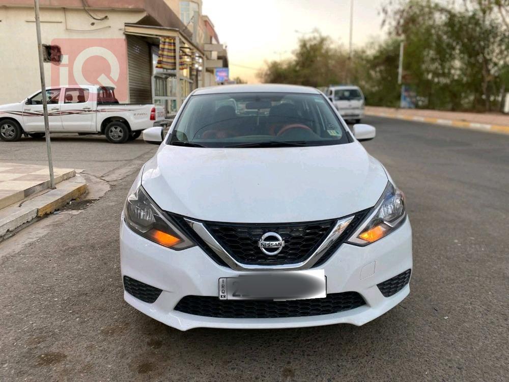 نیسان سێنترا